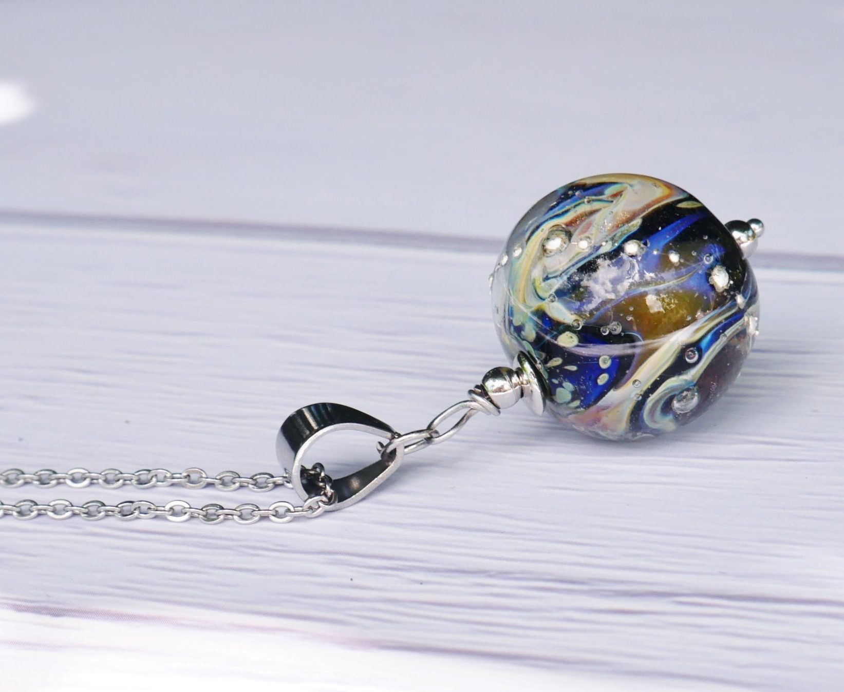 Bijou galaxie en verre