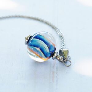 Collier vagues de bleu